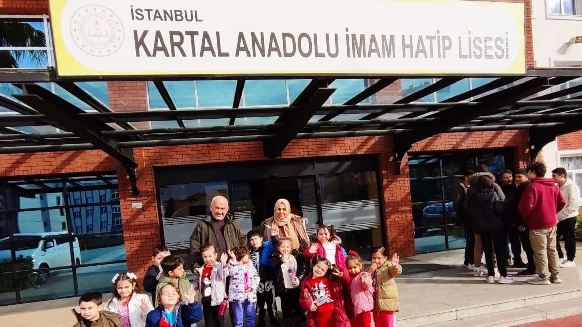 Kartal Anadolu İmâm Hatip Lisesi Bilim Üssünü ziyaret ettik.