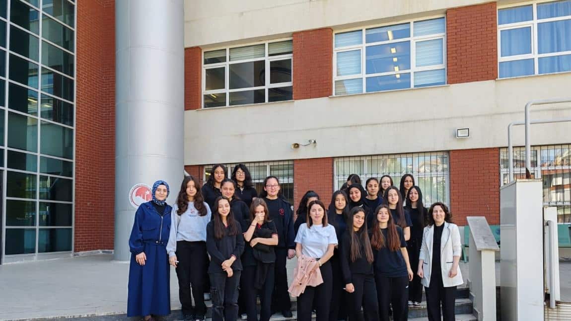 8. Sınıflar Okulumuzu  Tanıtım Amaçlı Ziyaret Ettiler 